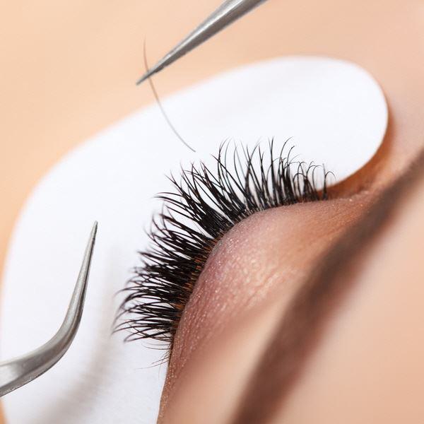 Bild Wimpernverlängerung